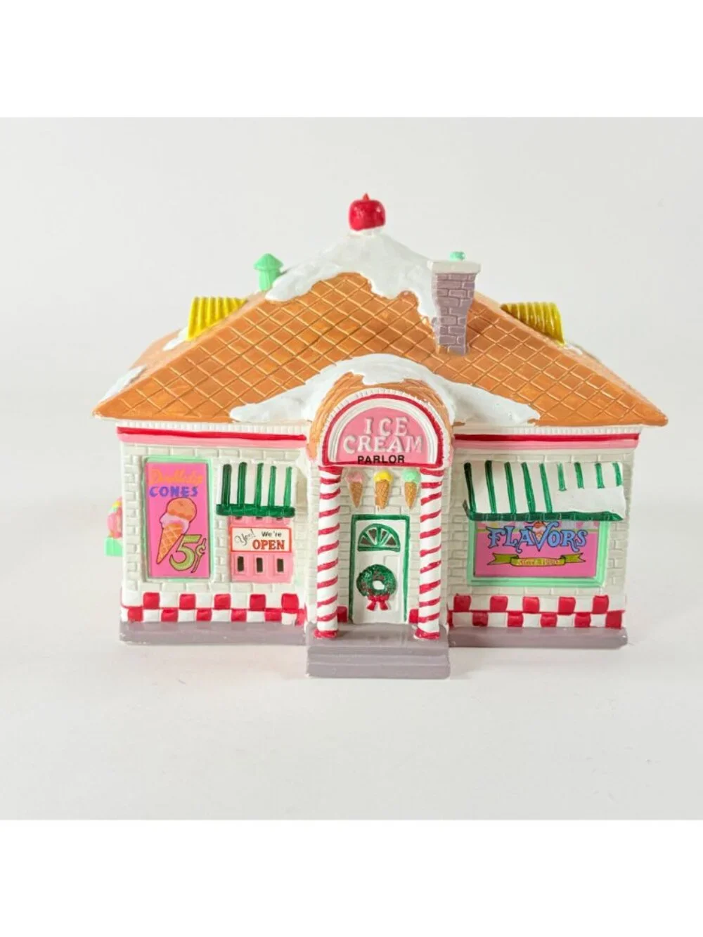 Dept 56 56 Flavors Ice Cream Parlor Original Snow Village Lighted Building 51519